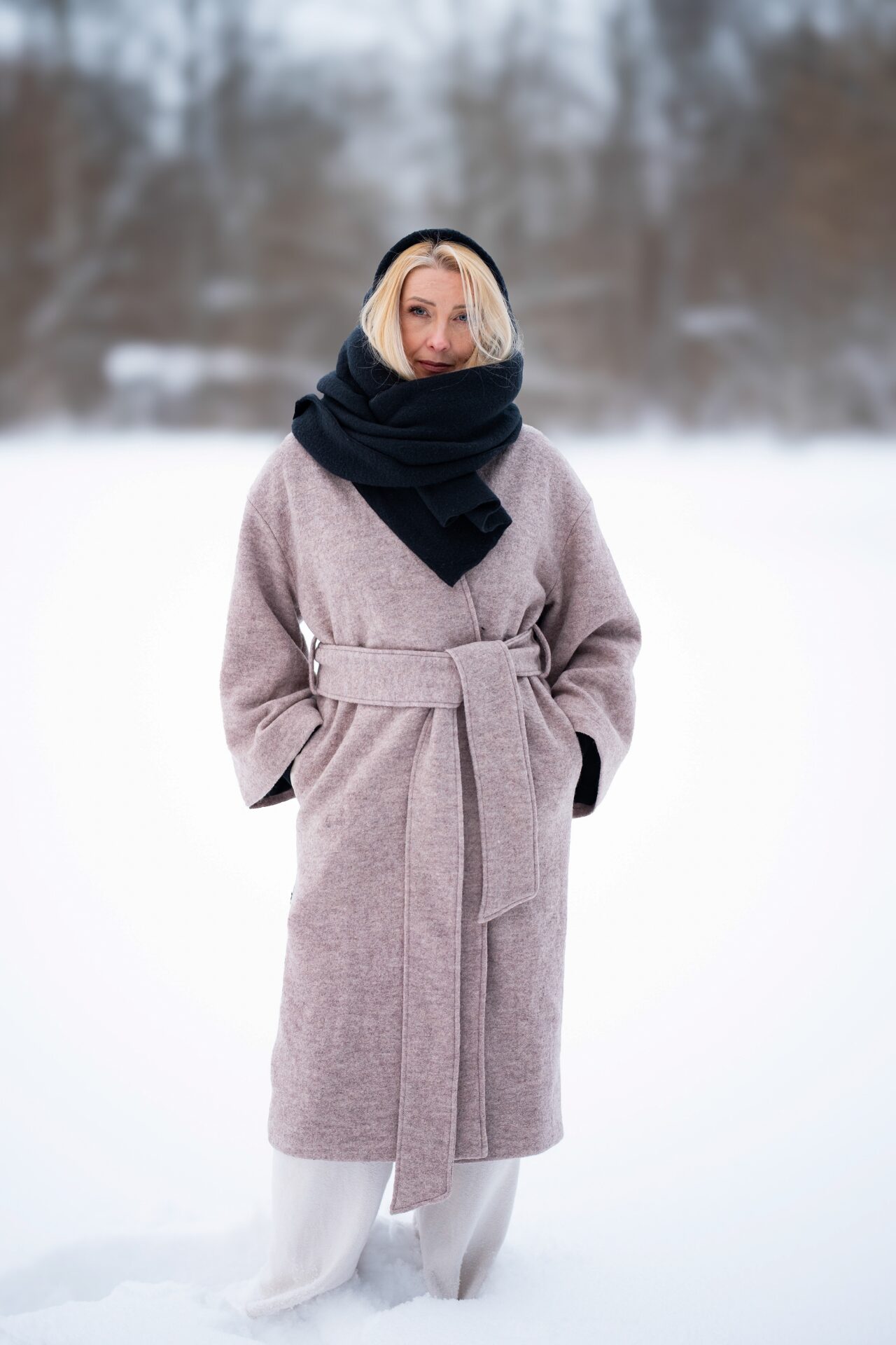 Villamantel, soe mantel, talvemantel, villane mantel, haruu, eestidisain